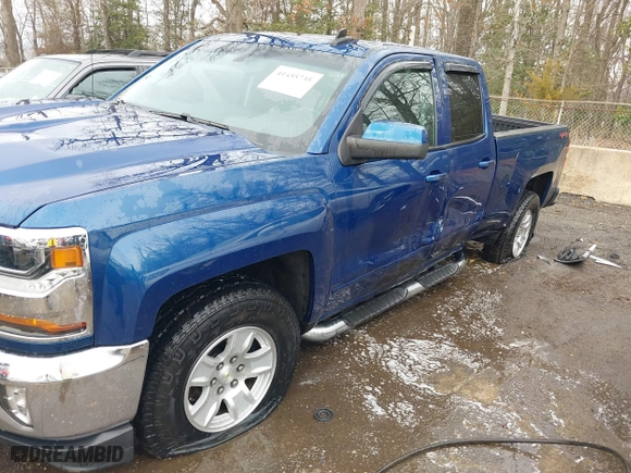 2018 Chevrolet Silverado 1500 LT with VIN 1GCVKREC7JZ123413, listed as a IAAI auction lot 41455735 with 75,541 mi miles. Bid and sale history available at carsss.com. Image 6.