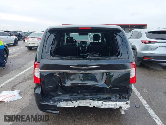 2015 Chrysler Town & Country S with VIN 2C4RC1HG6FR674254, listed as a IAAI auction lot 41199889 with 132,598 mi miles and . Bid and sale history available at DreamBid. Image 17.