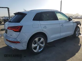 2022 Audi Q5 S line Premium Plus z VIN WA1EAAFY2N2007933, wystawiony jako Copart lot #83675384 z przebiegiem Nie podano mil oraz Szkoda całkowita • Salvage title. Historia ofert i sprzedaży dostępna na DreamBid. Obrazek 3.
