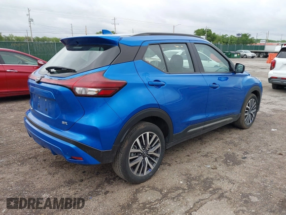 2024 Nissan Kicks SR with VIN 3N1CP5DV7RL525443, listed as a IAAI auction lot 42149572 with 28,320 mi miles. Bid and sale history available at carsss.com. Image 4.