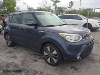 2015 Kia Soul ! with VIN KNDJX3A53F7187391, listed as a IAAI auction lot 41688836 with 138,637 mi miles. Bid and sale history available at carsss.com. Image 1.