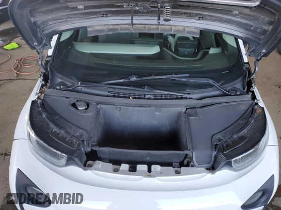 2015 BMW i3 z VIN WBY1Z2C57FV287084, wystawiony jako Copart lot #44203805 z przebiegiem 51 813 mil mil oraz Szkoda całkowita • Salvage title. Historia ofert i sprzedaży dostępna na DreamBid. Obrazek 11.