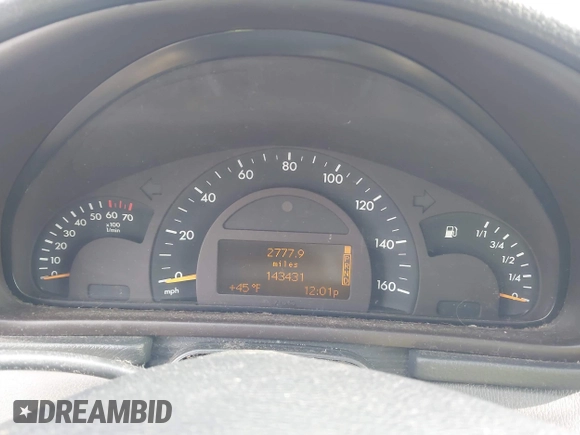 2003 Mercedes-Benz C 240 z VIN WDBRH81J93F394006, wystawiony jako IAAI lot #42061601 z przebiegiem 143 431 mil mil oraz . Historia ofert i sprzedaży dostępna na DreamBid. Obrazek 7.