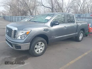 2017 Nissan Titan SV z VIN 1N6AA1EJ3HN536266, wystawiony jako IAAI lot #41915308 z przebiegiem 111 472 mil mil oraz . Historia ofert i sprzedaży dostępna na DreamBid. Obrazek 17.