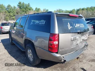 2011 Chevrolet Suburban LT с VIN 1GNSKJE3XBR126576, выставлен на аукционе IAAI как лот 42093300 с пробегом 255 976 миль миль и . История ставок и продаж доступна на DreamBid. Изображение 14.