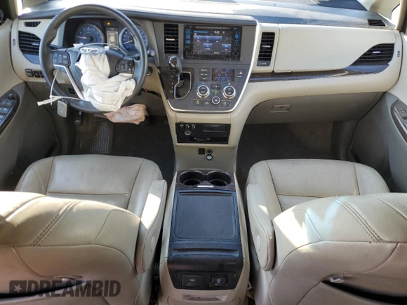 2015 Toyota Sienna XLE with VIN 5TDYK3DC9FS634349, listed as a Copart auction lot 50450305 with 150,569 mi miles and Salvage Title. Bid and sale history available at DreamBid. Image 8.