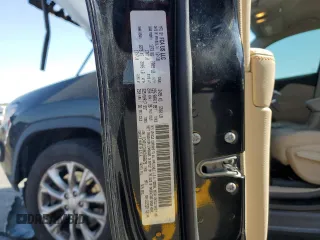 2019 Jeep Cherokee Latitude с VIN 1C4PJLCX0KD366879, выставлен на аукционе Copart как лот 58848825 с пробегом 35 291 миль миль и Списание • Salvage title. История ставок и продаж доступна на DreamBid. Изображение 13.