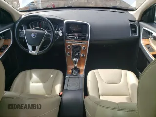 2017 Volvo XC60 Inscription z VIN YV449MRU6H2024840, wystawiony jako Copart lot #51750935 z przebiegiem 99 908 mil mil oraz Szkoda całkowita • Salvage title. Historia ofert i sprzedaży dostępna na DreamBid. Obrazek 8.