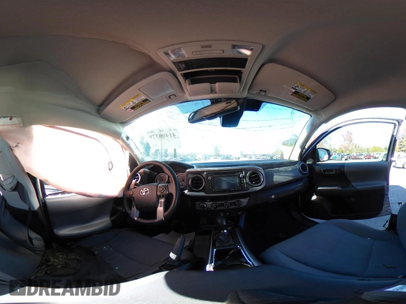 2018 Toyota Tacoma SR with VIN 3TMCZ5AN9JM127113, listed as a IAAI auction lot 41400379 with 12,660 mi miles. Bid and sale history available at carsss.com. Image 19.
