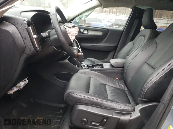 2023 Volvo XC40 Plus Bright Theme with VIN YV4L12UN4P2078384, listed as a Copart auction lot 84097054 with 13,602 mi miles and Salvage Title. Bid and sale history available at DreamBid. Image 7.