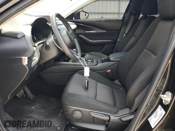 2021 Mazda CX-30 S with VIN 3MVDMBAL6MM263198, listed as a Copart auction lot 61576585 with 37,813 mi miles and Salvage title. Bid and sale history available at DreamBid. Image 7.
