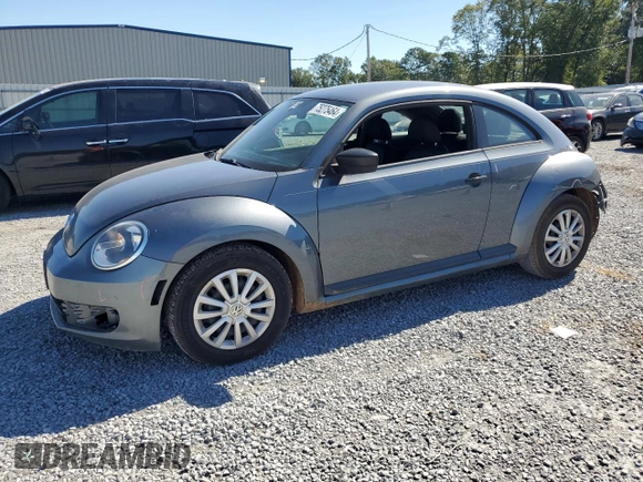 2012 Volkswagen Beetle Entry с VIN 3VWFP7AT7CM646271, выставлен на аукционе Copart как лот 75275464 с пробегом 139 918 миль миль и Списание • Salvage title. История ставок и продаж доступна на DreamBid. Изображение 1.