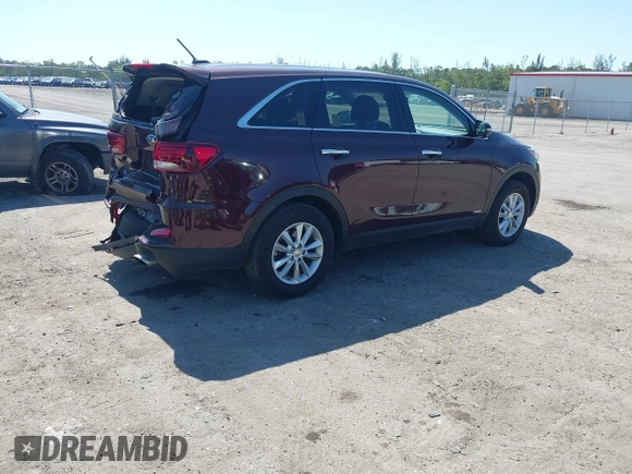 2019 Kia Sorento LX with VIN 5XYPGDA39KG576807, listed as a IAAI auction lot 42063866 with 53,899 mi miles. Bid and sale history available at carsss.com. Image 4.