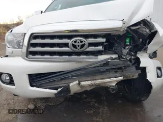 2017 Toyota Sequoia Platinum with VIN 5TDDY5G18HS154082, listed as a IAAI auction lot 41132778 with 55,175 mi miles. Bid and sale history available at carsss.com. Image 17.