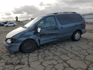 2002 Toyota Sienna CE with VIN 4T3ZF19C22U477486, listed as a Copart auction lot 51169555 with 187,964 mi miles and Salvage Title. Bid and sale history available at carsss.com. Image 1.