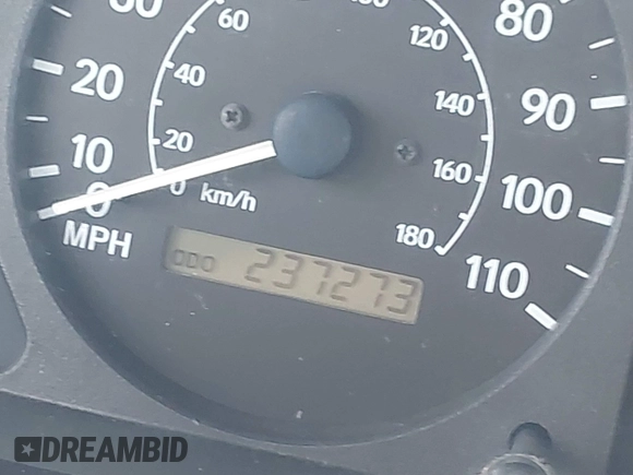 1998 Toyota Corolla VE with VIN 1NXBR12E5WZ025437, listed as a IAAI auction lot 42401543 with 237,273 mi miles and . Bid and sale history available at DreamBid. Image 15.