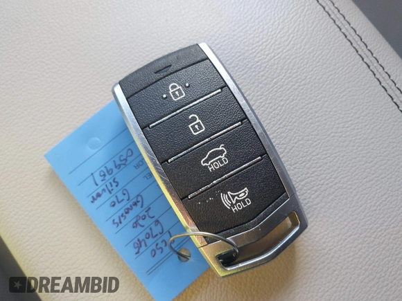 2020 Genesis G70 2.0T z VIN KMTG64LA6LU059951, wystawiony jako IAAI lot #41683671 z przebiegiem 43 852 mil mil oraz . Historia ofert i sprzedaży dostępna na DreamBid. Obrazek 11.