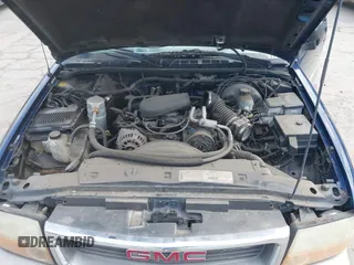 1999 GMC Jimmy SLE with VIN 1GKDT13W8X2526345, listed as a IAAI auction lot 41919975 with 164,214 mi miles. Bid and sale history available at carsss.com. Image 10.