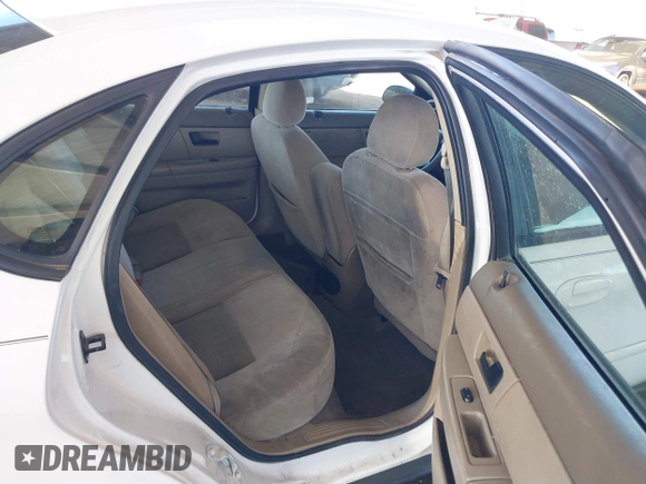 2006 Ford Taurus SE with VIN 1FAFP53U06A134825, listed as a IAAI auction lot 41540700 with 177,640 mi miles. Bid and sale history available at carsss.com. Image 8.