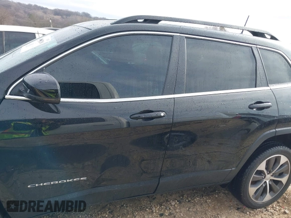 2022 Jeep Cherokee Limited with VIN 1C4PJMDX7ND502983, listed as a IAAI auction lot 41688290 with 29,491 mi miles and . Bid and sale history available at DreamBid. Image 14.
