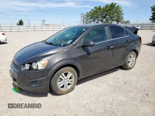 2016 Chevrolet Sonic LT z VIN 1G1JC5SH8G4129952, wystawiony jako Copart lot #55238975 z przebiegiem 91 854 mil mil oraz Szkoda całkowita • Salvage title. Historia ofert i sprzedaży dostępna na DreamBid. Obrazek 1.