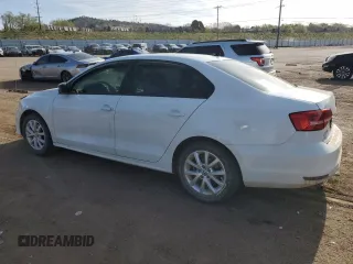 2015 Volkswagen Jetta SE with VIN 3VWD17AJ3FM225739, listed as a Copart auction lot 53985195 with 157,989 mi miles and Salvage title. Bid and sale history available at DreamBid. Image 2.