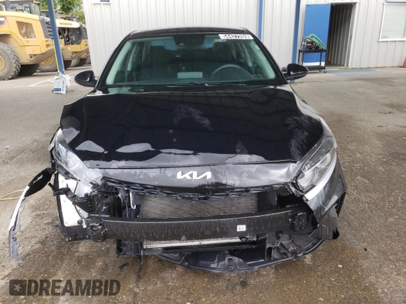 2024 Kia Forte LXS with VIN 3KPF24AD9RE790786, listed as a Copart auction lot 54427265 with 21,325 mi miles and Non Repairable. Bid and sale history available at DreamBid. Image 5.