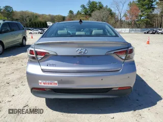 2016 Hyundai Sonata Hybrid Limited with VIN KMHE34L15GA029860, listed as a Copart auction lot 54985255 with 117,497 mi miles and Clean Title. Bid and sale history available at carsss.com. Image 6.