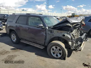 2019 Toyota 4Runner SR5 z VIN JTEBU5JRXK5693278, wystawiony jako Copart lot #54084045 z przebiegiem 73 622 mil mil oraz Szkoda całkowita • Salvage title. Historia ofert i sprzedaży dostępna na DreamBid. Obrazek 4.