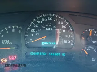 2005 Chevrolet Silverado 1500 LS z VIN 2GCEC19V551250024, wystawiony jako IAAI lot #42357909 z przebiegiem 166 305 mil mil oraz . Historia ofert i sprzedaży dostępna na DreamBid. Obrazek 7.