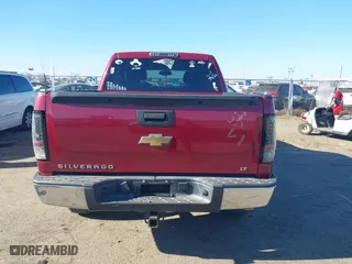 2007 Chevrolet Silverado 1500 LT w/1LT with VIN 2GCEC13C371628738, listed as a IAAI auction lot 41324477 with 204,147 mi miles. Bid and sale history available at carsss.com. Image 16.