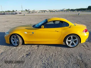 2011 BMW Z4 sDrive30i with VIN WBALM5C56BE495894, listed as a IAAI auction lot 41749017 with 38,987 mi miles. Bid and sale history available at carsss.com. Image 14.