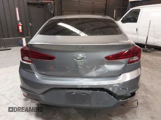 2020 Hyundai Elantra SE z VIN 5NPD74LF4LH521489, wystawiony jako IAAI lot #40638019 z przebiegiem 27 706 mil mil oraz . Historia ofert i sprzedaży dostępna na DreamBid. Obrazek 16.