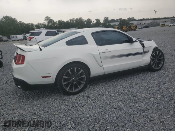2011 Ford Mustang GT z VIN 1ZVBP8CF9B5161081, wystawiony jako Copart lot #56040145 z przebiegiem Nie podano mil oraz Szkoda całkowita • Salvage title. Historia ofert i sprzedaży dostępna na DreamBid. Obrazek 3.