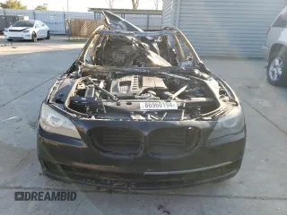 2012 BMW 7 Series 740Li with VIN WBAKB4C56CC576967, listed as a Copart auction lot 86960194 with 0 mi miles and Non Repairable. Bid and sale history available at carsss.com. Image 5.
