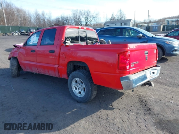 2006 Dodge Dakota SLT with VIN 1D7HE48K76S505943, listed as a IAAI auction lot 41410318 with 224,123 mi miles and . Bid and sale history available at carsss.com. Image 3.