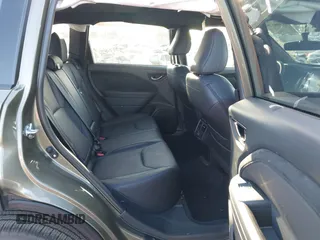 2025 Subaru Forester Limited z VIN JF2SLDRC1SH503014, wystawiony jako IAAI lot #41998336 z przebiegiem 1 448 mil mil oraz . Historia ofert i sprzedaży dostępna na DreamBid. Obrazek 8.