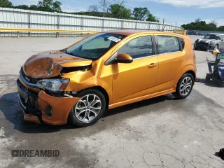 2018 Chevrolet Sonic LT z VIN 1G1JD6SH4J4102760, wystawiony jako Copart lot #54685125 z przebiegiem 87 400 mil mil oraz Szkoda całkowita • Salvage title. Historia ofert i sprzedaży dostępna na DreamBid. Obrazek 1.