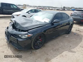 2017 Alfa Romeo Giulia Ti z VIN ZARFAECN7H7541762, wystawiony jako IAAI lot #41549460 z przebiegiem Nie podano mil oraz . Historia ofert i sprzedaży dostępna na DreamBid. Obrazek 17.
