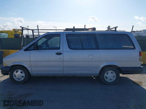 1993 Ford Aerostar with VIN 1FMDA31X1PZC83683, listed as a IAAI auction lot 42110344 with 197,919 mi miles. Bid and sale history available at carsss.com. Image 14.