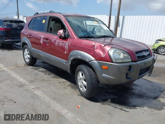 2005 Hyundai Tucson GLS with VIN KM8JN12D15U060361, listed as a IAAI auction lot 41915093 with Not Provided miles. Bid and sale history available at carsss.com. Image 1.