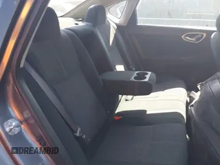 2015 Nissan Sentra SV z VIN 3N1AB7AP8FL629426, wystawiony jako IAAI lot #42304010 z przebiegiem 51 559 mil mil oraz . Historia ofert i sprzedaży dostępna na DreamBid. Obrazek 8.