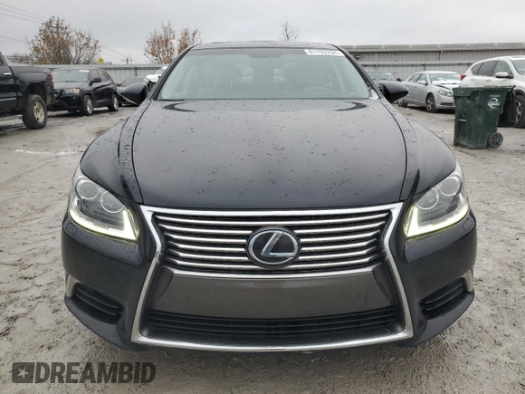 2017 Lexus LS 460 z VIN JTHCL5EF8H5029094, wystawiony jako Copart lot #81793294 z przebiegiem 37 205 mil mil oraz Szkoda całkowita • Salvage title. Historia ofert i sprzedaży dostępna na DreamBid. Obrazek 5.