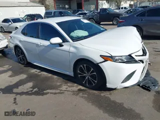 2020 Toyota Camry SE with VIN 4T1G11AK6LU929149, listed as a IAAI auction lot 41837890 with 101,179 mi miles. Bid and sale history available at carsss.com. Image 1.