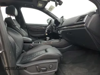 2018 Audi SQ5 Premium Plus z VIN WA1A4AFY0J2147611, wystawiony jako Copart lot #88248915 z przebiegiem 69 838 mil mil oraz Szkoda całkowita • Salvage title. Historia ofert i sprzedaży dostępna na DreamBid. Obrazek 7.