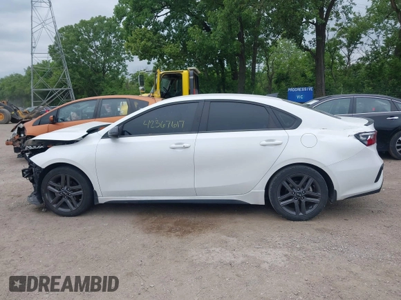 2021 Kia Forte GT-Line z VIN 3KPF34AD9ME333644, wystawiony jako IAAI lot #42367617 z przebiegiem 58 791 mil mil oraz . Historia ofert i sprzedaży dostępna na DreamBid. Obrazek 14.