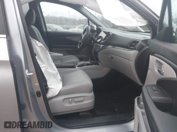2022 Honda Pilot Special Edition with VIN 5FNYF6H25NB062612, listed as a IAAI auction lot 41543052 with 31,950 mi miles. Bid and sale history available at carsss.com. Image 5.