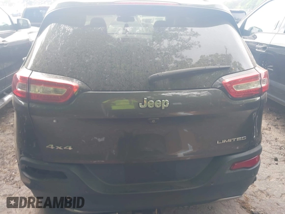 2015 Jeep Cherokee Limited with VIN 1C4PJMDS9FW635481, listed as a IAAI auction lot 42118784 with 154,776 mi miles. Bid and sale history available at carsss.com. Image 15.