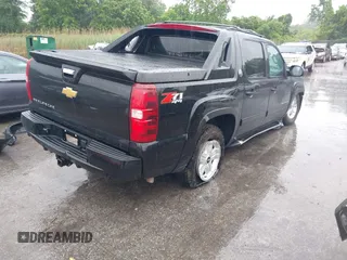 2013 Chevrolet Avalanche LT with VIN 3GNTKFE78DG172219, listed as a IAAI auction lot 42342576 with 95,935 mi miles and . Bid and sale history available at DreamBid. Image 4.