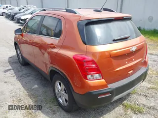 2015 Chevrolet Trax LT with VIN KL7CJLSB1FB099920, listed as a IAAI auction lot 42045665 with 112,198 mi miles. Bid and sale history available at carsss.com. Image 3.